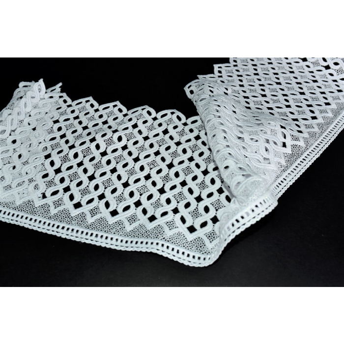 GIPIURA - DOSZYWKA 30 CM BIEL Z NITKĄ LUREX